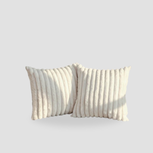 Housse de coussin fausse fourrure rayé blanc